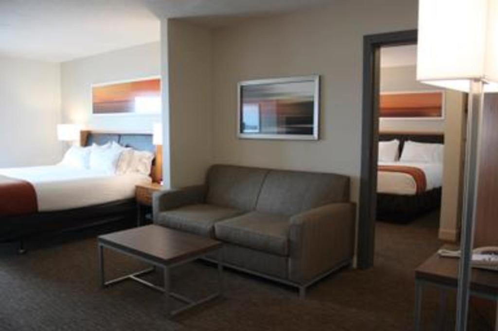 Holiday Inn Express Munising-Lakeview Hotel By Ihg Экстерьер фото