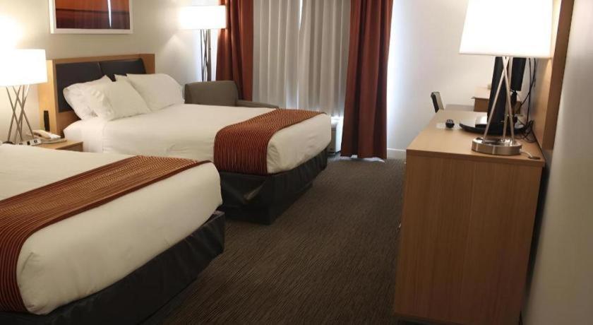 Holiday Inn Express Munising-Lakeview Hotel By Ihg Экстерьер фото