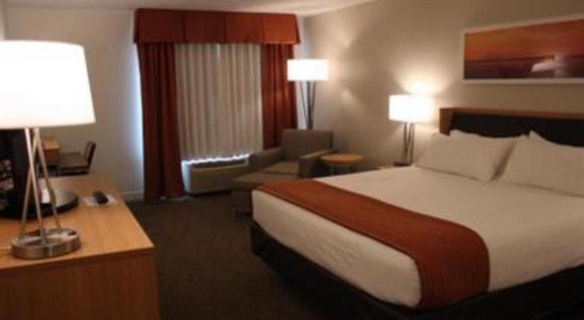 Holiday Inn Express Munising-Lakeview Hotel By Ihg Экстерьер фото