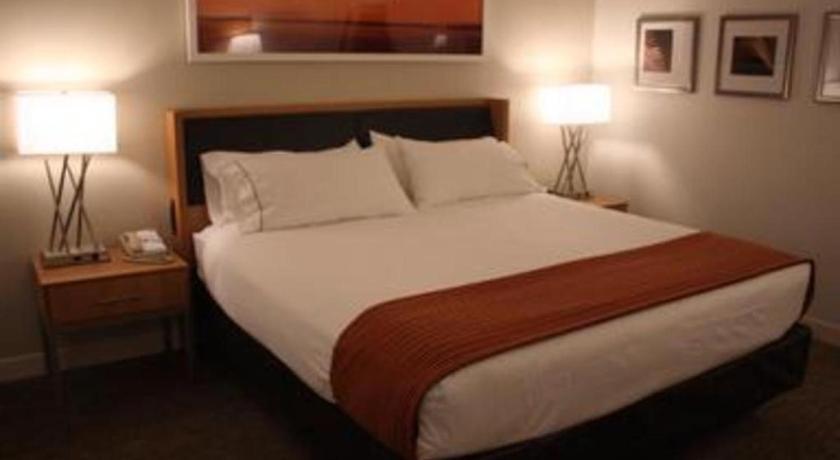Holiday Inn Express Munising-Lakeview Hotel By Ihg Экстерьер фото